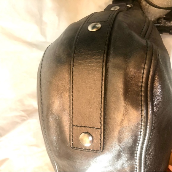 Coach 100% genuine leather silver convertible Large shoulder Bag crossbody hobo - Picture 12 of 13
